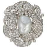 CULTURED PEARL AND DIAMOND PENDANT BROOCH - photo 1