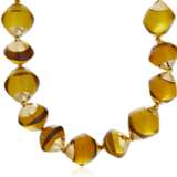 Vhernier. VHERNIER AMBER AND GOLD 'TROTTOLA' NECKLACE - фото 1