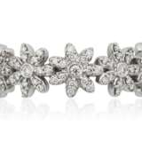 Tiffany & Co.. TIFFANY & CO. DIAMOND 'METRO' RING - фото 1