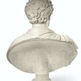 Cesari, Giuseppe. A WHITE MARBLE BUST OF THE EMPEROR COMMODUS - фото 4