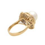 Ring mit 1 Zuchtperle, Brillanten und Diamantbaguettes, - photo 3
