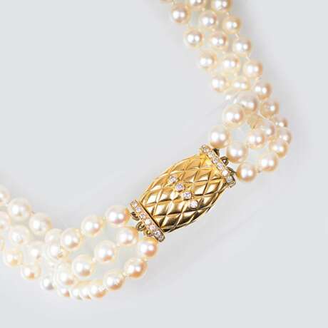 Perlen-Collier mit Brillant-Schließe - photo 1
