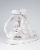 Große Porzellan-Figur 'Schnitterin'