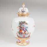 An important Augustus-Rex lidded vase with allegories of autumn and winter by Meissen - photo 1