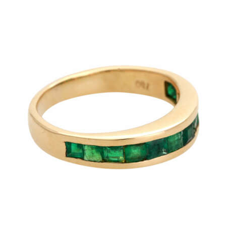 Ring, ausgefasst mit 12 Smaragdcarrés, - photo 2