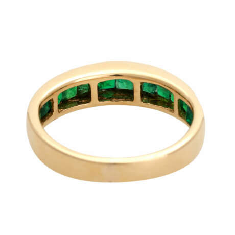 Ring, ausgefasst mit 12 Smaragdcarrés, - Foto 4