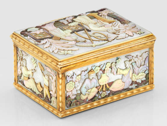 Museale Louis XV-Gold-Tabatiere von Claude Perron mit - Foto 2