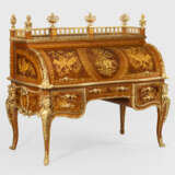 Prachtvolles Louis XV Bureau du Roi - photo 1