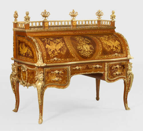 Prachtvolles Louis XV Bureau du Roi - photo 1