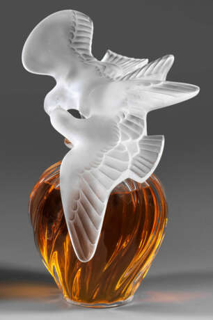 Großer Lalique-Parfumflakon "Air du Temps" für Nina Ricci - Foto 1
