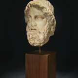 A GREEK MARBLE MALE HEAD - photo 3