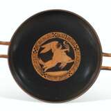 AN ATTIC RED-FIGURED KYLIX - photo 1