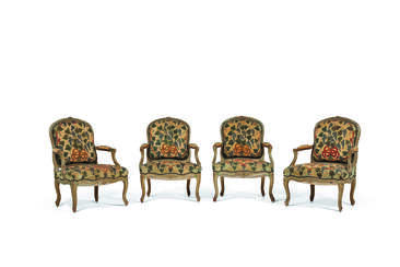 SUITE DE QUATRE FAUTEUILS A LA REINE D&#39;EPOQUE LOUIS XV