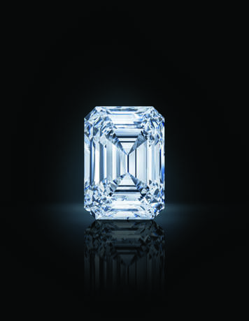 THE SPECTACLE
A MAGNIFICENT UNMOUNTED DIAMOND - Foto 4
