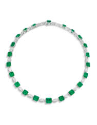 EMERALD AND DIAMOND NECKLACE, FRED