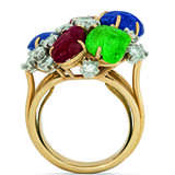 Cartier. EMERALD, RUBY, SAPPHIRE AND DIAMOND `TUTTI FRUTTI` RING, CARTIER PARIS - Foto 3