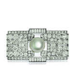 Chaumet. ART DECO NATURAL PEARL AND DIAMOND BROOCH, CHAUMET - photo 1