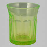 “A set of uranium glass (10 glasses 4 cups 6 wine glasses)” - photo 4