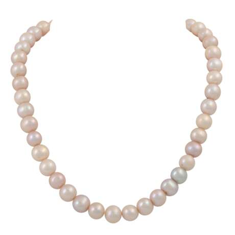 Wechselschließe mit pinkfarbenem Saphir an Perlenkette - Foto 1
