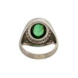 Ring mit grünem Turmalincabochon entouriert von Brillanten - photo 4