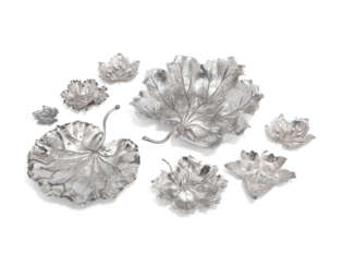 A GROUP OF EIGHT ITALIAN LEAF DISHES