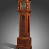 A CHINESE PARCEL-GILT RED CARVED 'CINNABAR' LACQUER LONGCASE CLOCK - фото 2