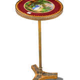 A LOUIS-PHILIPPE BRASS AND POLYCHROME-PAINTED LAVA STONE GUERIDON - Foto 3