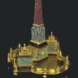 AN ITALIAN ORMOLU-MOUNTED RED PORPHYRY AND GREEN CORSICA QUARTZ INKSTAND - Auction archive