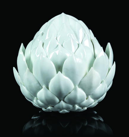 Meissen Porcelain Factory. A GERMAN PORCELAIN WHITE ARTICHOKE SMALL TUREEN AND COVER - photo 1