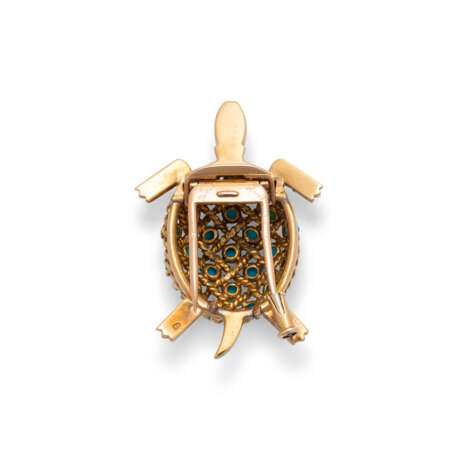 Cartier. CARTIER PARIS TURQUOISE AND SAPPHIRE TURTLE BROOCH - photo 2
