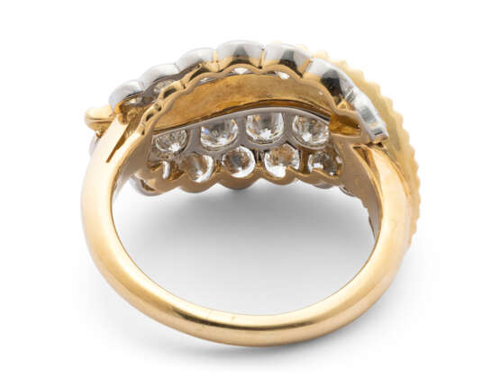 Cartier. CARTIER GOLD AND DIAMOND RING - photo 2