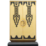 Cartier. ART DECO GOLD, ONYX AND DIAMOND MINIATURE TABLE CLOCK, CARTIER - photo 4