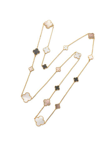 Van Cleef & Arpels. VAN CLEEF & ARPELS 'MAGIC ALHAMBRA' MOTHER-OF-PEARL, ABALONE AND ONYX NECKLACE - Foto 1