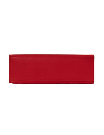 HERMÈS. A ROUGE TOMATE EPSOM LEATHER KELLY POCHETTE WITH GOLD HARDWARE - photo 4