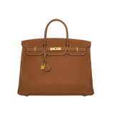 HERMÈS. A CUSTOM GOLD CLÉMENCE LEATHER BIRKIN 40 WITH BRUSHED GOLD HARDWARE - фото 1