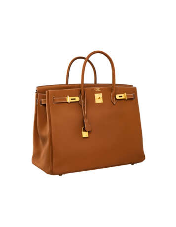 HERMÈS. A CUSTOM GOLD CLÉMENCE LEATHER BIRKIN 40 WITH BRUSHED GOLD HARDWARE - фото 2