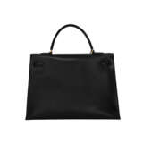 HERMÈS. A BLACK CALF BOX LEATHER SELLIER KELLY 35 WITH GOLD HARDWARE - photo 3