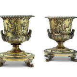 Storr, Paul. A PAIR OF GEORGE III SILVER-GILT WINE COOLERS, STANDS AND COLLARS - фото 2