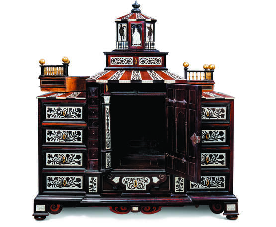 A PAIR OF GERMAN GILT-METAL MOUNTED EBONY AND IVORY MARQUETRY SNAKEWOOD AND WALNUT CABINETS - photo 2