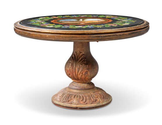 AN ITALIAN MICROMOSAIC TABLE TOP, DEPICTING VIEWS OF ROME BY NIGHT AND DAY - Foto 3
