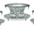 A SET OF THREE GEORGE III SILVER DESSERT BASKETS AND STANDS - Auktionsarchiv