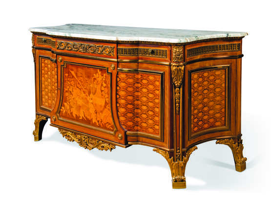 Riesener, Jean-Henri. A FRENCH ORMOLU-MOUNTED MAHOGANY AND SYCAMORE MARQUETRY AND PARQUETRY COMMODE - фото 2