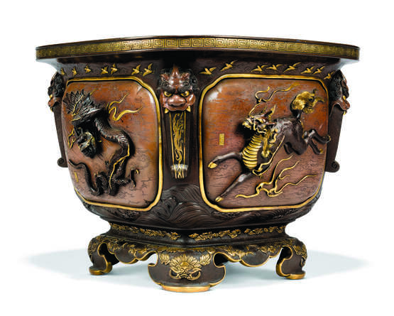 A JAPANESE GILT AND PATINATED-BRONZE JARDINIERE - фото 1