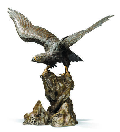 A JAPANESE GILT AND PATINATED BRONZE MODEL OF AN EAGLE - photo 1