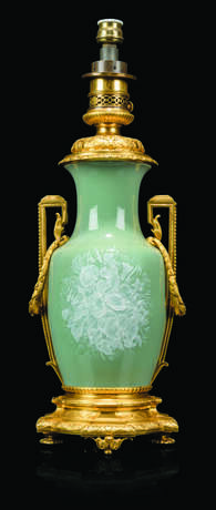 A PAIR OF FRENCH ORMOLU-MOUNTED CELADON-GROUND PATE-SUR-PATE PORCELAIN VASE LAMPS - photo 3