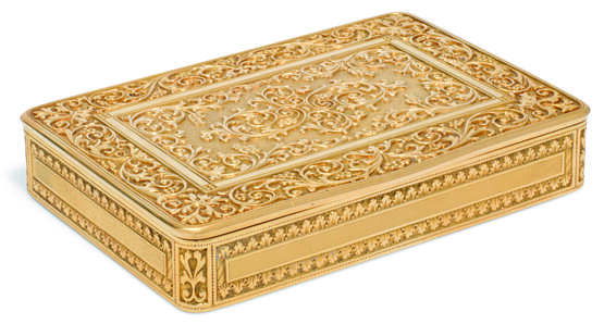 AN AUSTRIAN GOLD SNUFF-BOX - photo 1