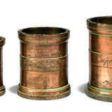 A SET OF SIX GEORGE IV BRASS IMPERIAL MEASURES - Foto 2
