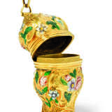 A GEORGE II ENAMELLED GOLD SCENT-BOTTLE CASE - photo 3