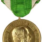 Goldene Medaille "BENE MERENTIBUS", - Foto 1