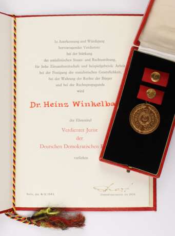 Verdienter Jurist der DDR, - фото 1